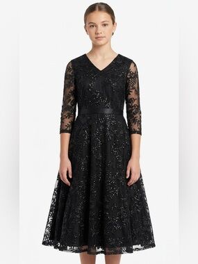 FESTIVE Black Lace V-neck lined Bouffant Dress crinoline w floral sequins Size 6